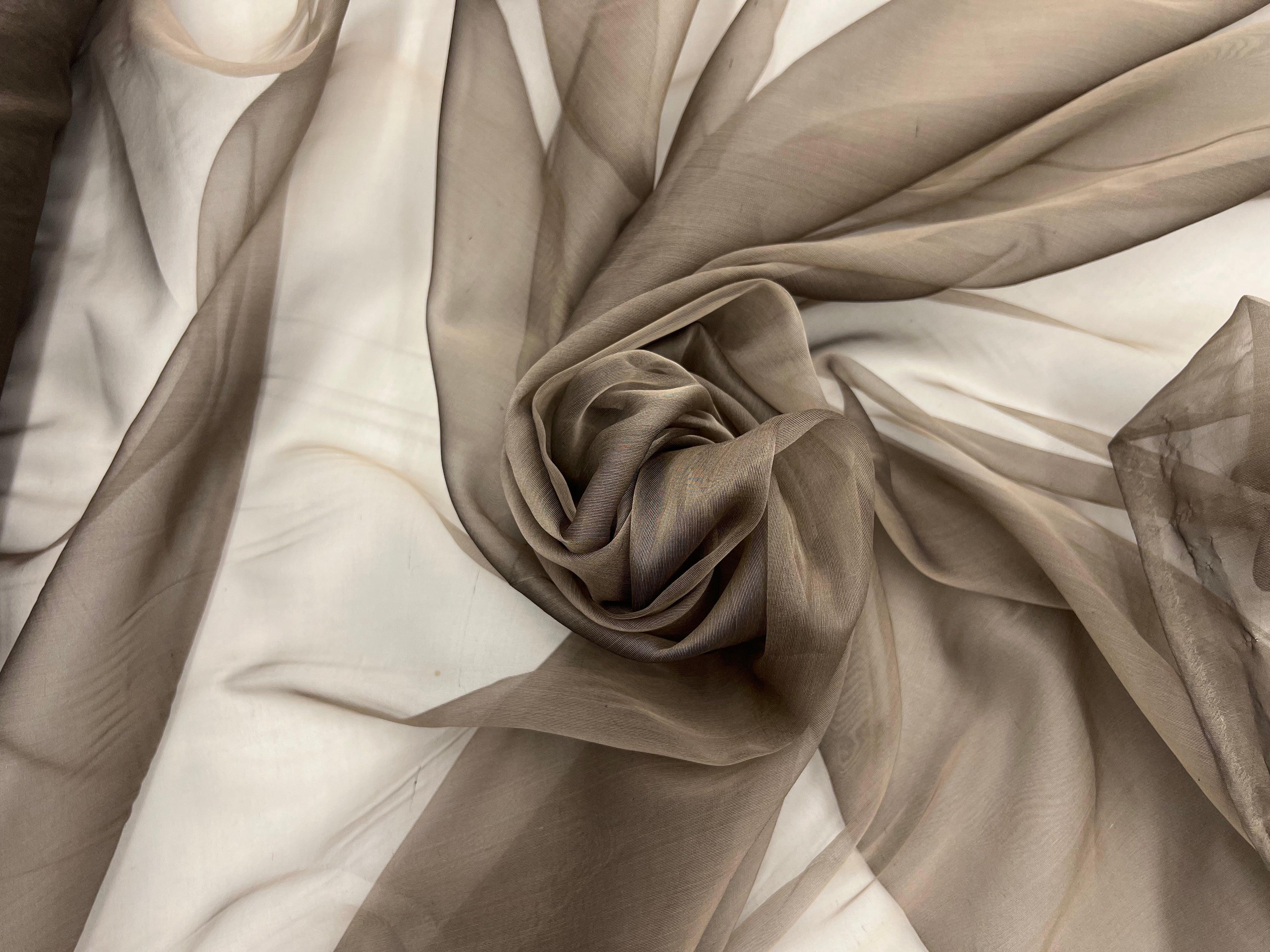 Nile green satin fabric 100% silk — Tissus en Ligne