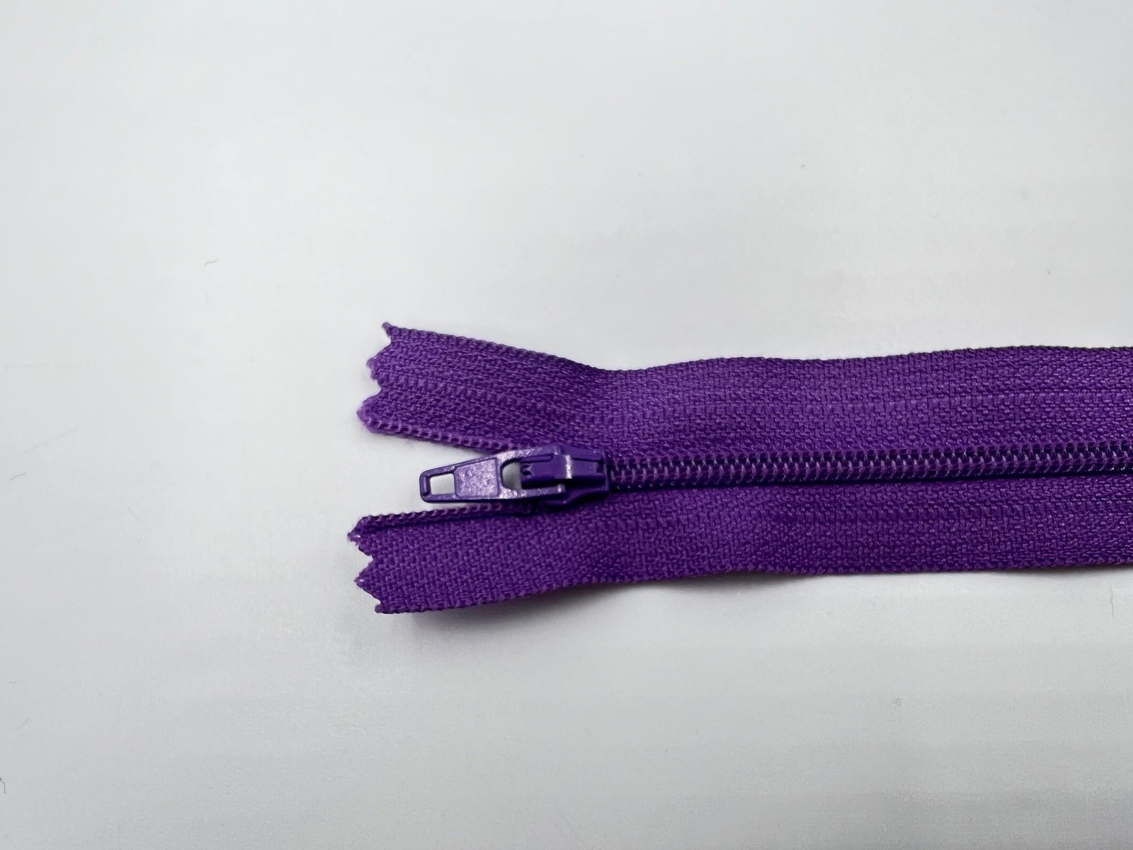 FERMETURE NON SÉPARABLE POLYESTER COLORIS VIOLET 12CM - My Little Coupon - tissu - coudre